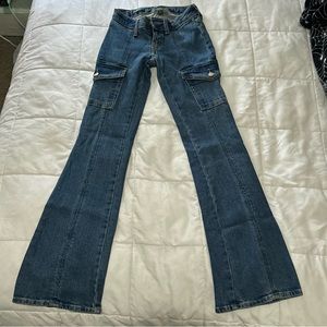 Lowrise flare jeans